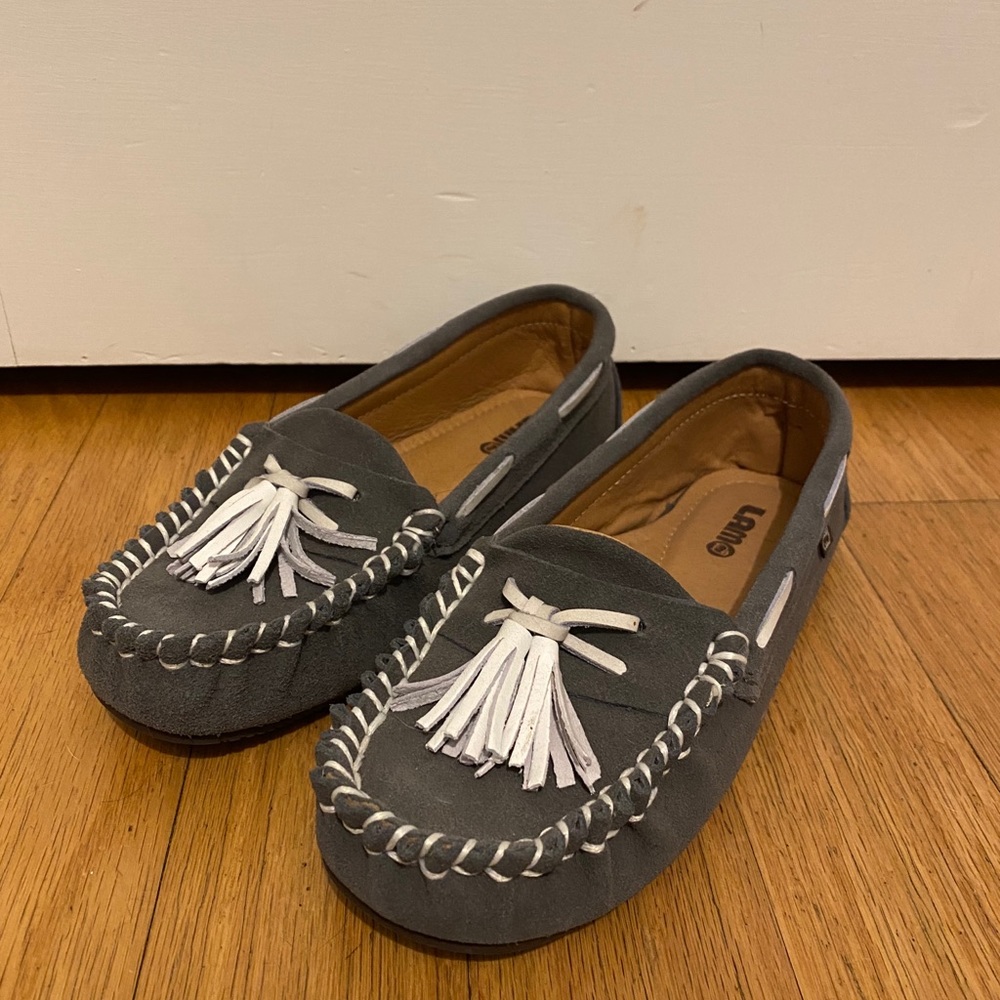LAMO GRAY MOCCASINS
